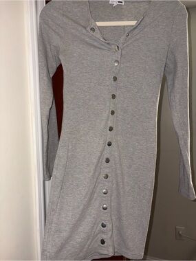 Fashion Nova Light Grey Ribbed Long Sleeve Top
